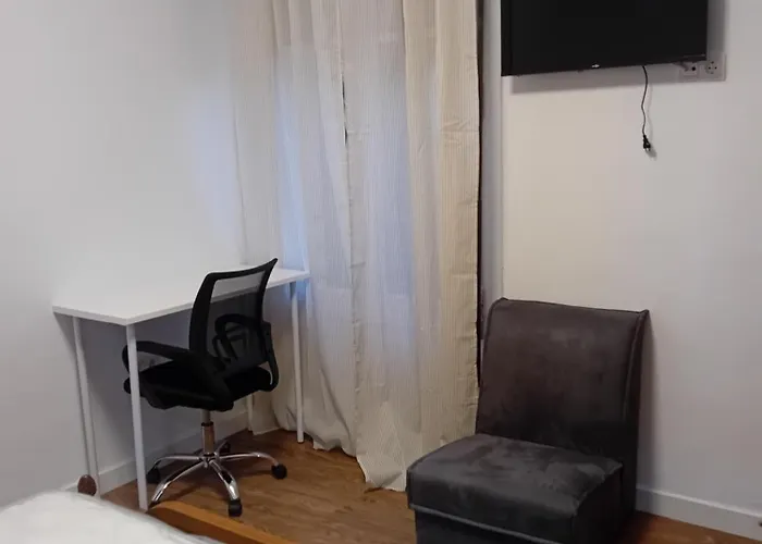 Puerta Del Carmen منزل للإقامة سرقسطة